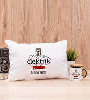 Elektrik Teknikeri Dikdörtgen Yastık ve Siyah Kupa Bardak