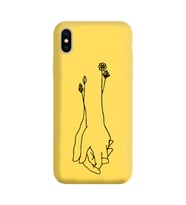 Iphone Xs Max Çizgi Tasarımlı Sarı Lansman Telefon Kılıfı