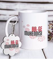 BK Gift Kişiye Özel Mesleki Ar-Ge Mühendisi Beyaz Kupa ve Anahtarlık Hediye Seti-1 (Model 1)