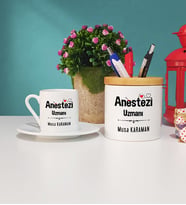 Anestezi Uzmanı Tasarımlı Kişiye Özel Hediye Anestezi Uzmanı Türk Kahvesi Fincanı ve Kalemlik Seti