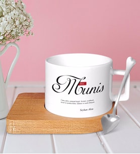 BK Gift Kişiye Özel Mânâ Munis Ahşap Altlıklı Seramik Fincan-1 (Beyaz)