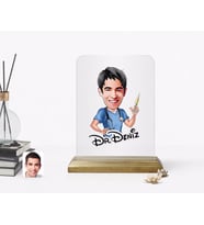 BK Gift Kişiye Özel Erkek Doktor Karikatürlü Ahşap Standlı Çerçeve-3 (Beyaz)