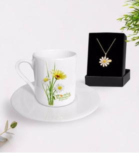 BK Gift Kişiye Özel Papatya Temalı En İyi Öğretmen Türk Kahvesi Fincanı ve İsimli Papatya Kolye Hediye Seti-11 (Model 1)