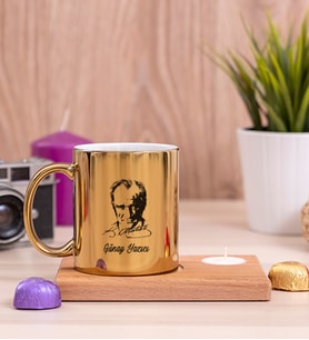 Atatürk Siluetli Ahşap Altlıklı Mumlu Gold Kupa Bardak