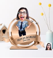 BK Gift Kişiye Özel Yılın En İyi Bayan Polisi Karikatürlü 3D Ahşap Biblo Plaket