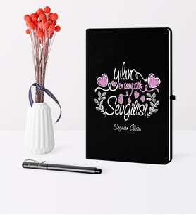BK Gift Kişiye Özel Yılın En Sempatik Sevgilisi Temalı Siyah Defter Kalem Seti