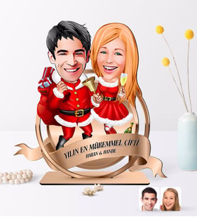 BK Gift Kişiye Özel Yılın En Mükemmel Çifti Karikatürlü 3D Ahşap Biblo Plaket-63 (Beyaz)