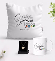 BK Gift Kişiye Özel Çocuk Gelişimi Öğretmeni Beyaz Kupa Yastık ve İsimli Papatya Kolye Hediye Seti-2 (Model 1)