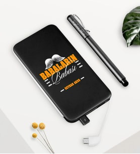 BK Gift Kişiye Özel Babaların Babası Siyah 5000 mAh Hızlı Şarj Powerbank Kalem Seti-2 (Model 1)