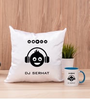 Emoji Tasarım Kare Yastık ve Mavi Kupa Bardak