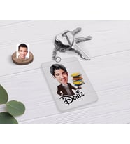 BK Gift Kişiye Özel Erkek Öğretmen Karikatürlü Şeffaf Pleksi Anahtarlık (Beyaz)