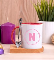 Pembe Renkli Baş Harf Tasarım Ahşap Altlıklı Kırmızı Kupa Bardak
