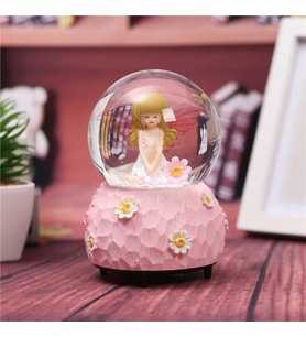 Peri Kız Tasarımlı Işıklı ve Müzikli Kar Küresi (Pembe)