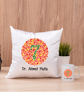 Göz Doktoru Kare Yastık ve Beyaz Kupa Bardak