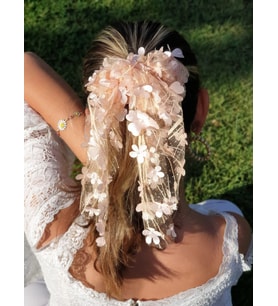 MelKady 126 - 3 Boyutlu Çiçekli Scrunchie Fular Saç Lastiği, Özel Gün Hediyelik (Pudra)