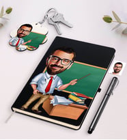 BK Gift Kişiye Özel Erkek Öğretmen Karikatürlü Siyah Defter Kalem Ve Anahtarlık Hediye Seti-1 (Model 1)