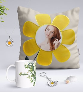 BK Gift Kişiye Özel Fotoğraflı Papatya Yastık Kupa Papatya Kolye ve Silver Anahtarlık Seti-5 (Model 1)