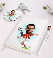 BK Gift Kişiye Özel Sarı Kırmızı Futbolcu Karikatürlü Beyaz Defter Kalem ve Anahtarlık Hediye Seti (Model 1)