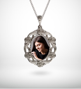 BK Gift Kişiye Özel Fotoğraflı Otantik Gümüş Yaldız Kolye Model 8