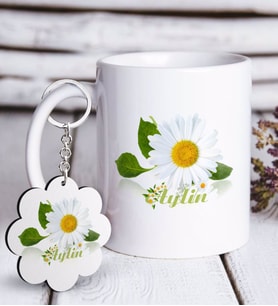 BK Gift Kişiye Özel Papatya Tasarımlı Beyaz Kupa ve Anahtarlık Hediye Seti-4 (Model 1)
