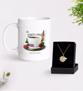 BK Gift Kişiye Özel İngilizce Öğretmeni Beyaz Kupa ve Papatya Kolye Hediye Seti-8 (Model 1)