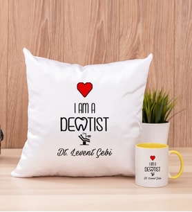 Dentist Kare Yastık ve Sarı Kupa Bardak