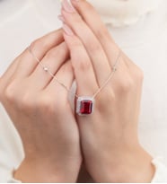 Mode Silver Kırmızı taşlı klasik görünüm gümüş kolye