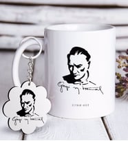 BK Gift Kişiye Özel Atatürk Temalı Beyaz Kupa ve Anahtarlık Hediye Seti-19 (Model 1)