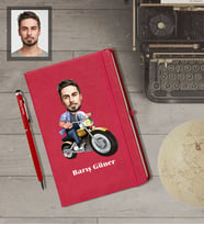 Kişiye Özel Erkek Karikatürlü  Kırmızı Defter Kalem Hediye Seti Model-4