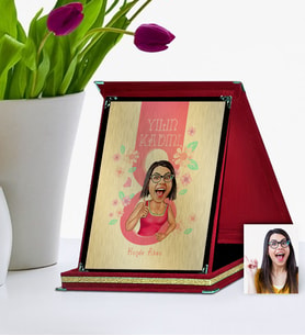 BK Gift Kişiye Özel Yılın Kadını Karikatür Kırmızı Plaket  4