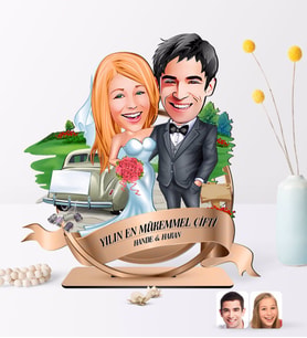 BK Gift Kişiye Özel Yılın En Mükemmel Çifti Karikatürlü 3D Ahşap Biblo Plaket-66 (Beyaz)