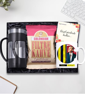 Kişiye Özel Sarı Lacivert Atatürk Baskılı Kupa & French Press & Colombian Taze Filtre Kahve Hediye Seti