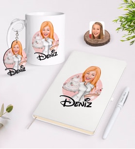 BK Gift Kişiye Özel Kadın Aşçı Karikatürlü Beyaz Defter Kalem Kupa ve Anahtarlık Hediye Seti-3 (Model 1)