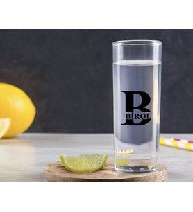 BK Gift Kişiye Özel Renkli Baskılı İsimli Vodka Bardağı-31 (Beyaz)