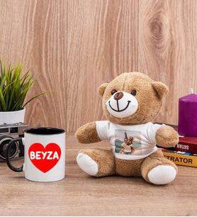 Sevgiliye Hediye İsim Yazılı Kalpli Siyah Kupa Bardak ve Peluş Ayıcık