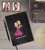 Kişiye Özel Sevgili Karikatürlü Siyah Defter Kalem Hediye Seti  Model 11