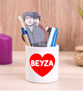 İsim Yazılı Kırmızı Kalpli Seramik Kalemlik