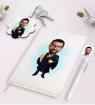 BK Gift Kişiye Özel Erkek Hakim Karikatürlü Beyaz Defter Kalem ve Anahtarlık Hediye Seti (Model 1)
