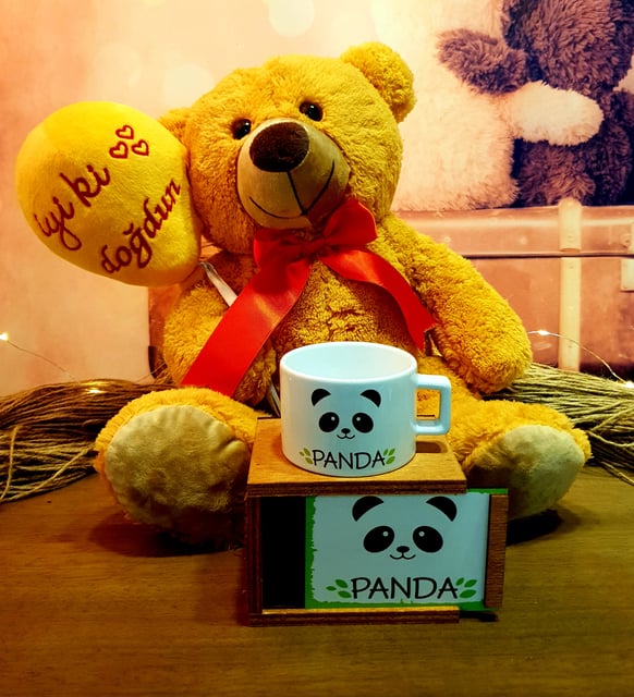 İyi Ki Doğdun Peluş Ayıcık Ve Ponçik Panda Kutulu Kupa Doğum Günü Hediye Seti