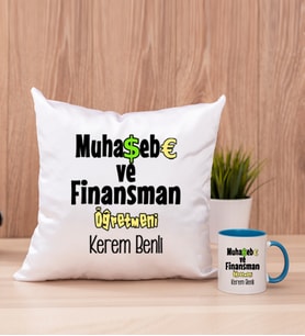 Muhasebe ve Finansman Öğretmeni Kare Yastık ve Mavi Kupa Bardak