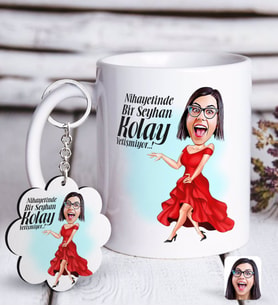 BK Gift Kişiye Özel Bayan Kolay Yetişmiyor Karikatürlü Beyaz Kupa ve Anahtarlık Hediye Seti-1 (Model 1)