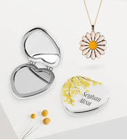 BK Gift Kişiye Özel Çiçek Kabartmalı Beyaz Kalp Ayna ve Papatya Kolye Set