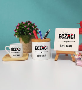 Eczacı Tasarımlı Kişiye Özel Hediye Eczacı Ahşap Altlıklı Türk Kahvesi Fincanı Kalemlik Dekoratif Taş Baskı Seti