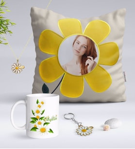 BK Gift Kişiye Özel Fotoğraflı Papatya Yastık Kupa Papatya Kolye ve Gold Anahtarlık Seti-8 (Model 1)