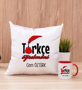 Türkçe Öğretmeni Kare Yastık ve Kırmızı Kupa Bardak