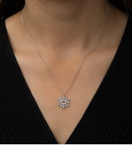 Papatya Silver Kalpli Kartanesi Kolye Nano Zirkon Taşlı 925 Ayar Gümüş