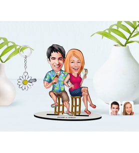 BK Gift Kişiye Özel Sevgililer Karikatürlü 3D Ahşap Biblo ve İsimli Silver Papatya Anahtarlık-51 (Model 1)