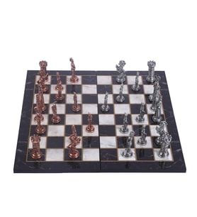 Battal Boy Metal İngiliz Satranç Takımı Antik ve Katlanır Mermer Desenli MDF Ahşap Satranç Tahta (43x43 cm.)