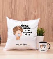 İçime Attıklarım Ağır Kare Yastık ve Siyah Kupa Bardak