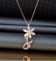 Else Silver Sonsuz Aşkın Çiçeği Gümüş Papatya Kolye (Rose)